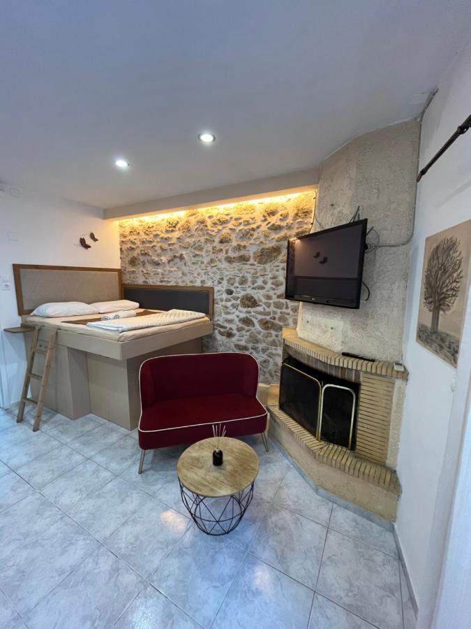 Papyrus Centre Heraklion (Crete)